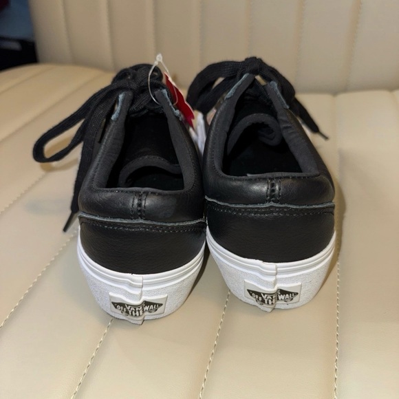 Vans Holo Sidestripe Old Skool Platform Shoes - Black / True White - Picture 5 of 6